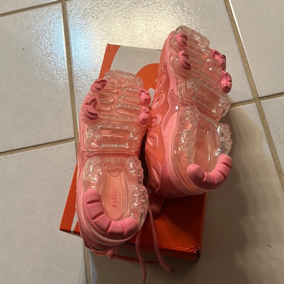 Nike Air VAPORMAX PLUS - Picture 4 of 4